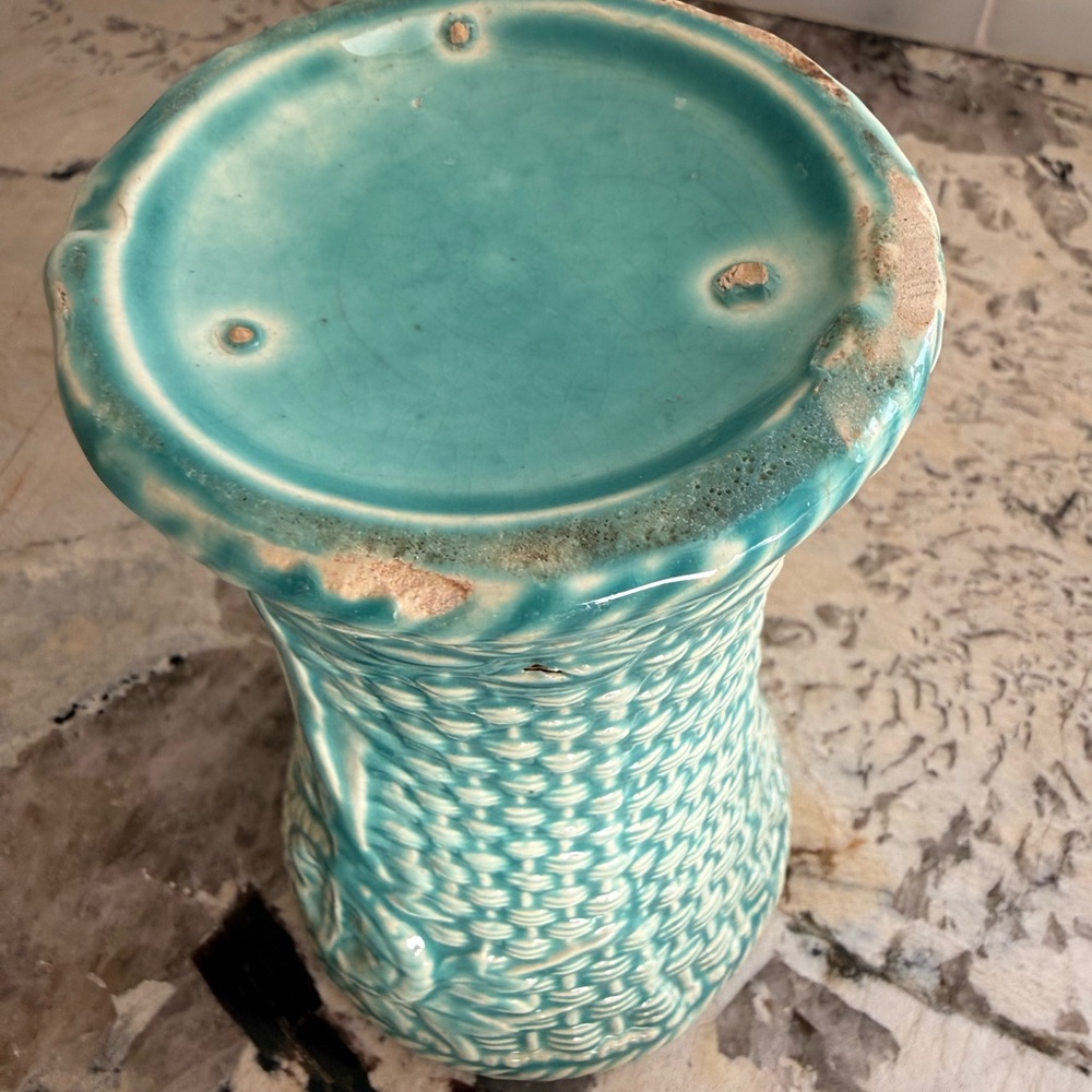 McCoy - Turquoise Leaves & Basketweave Vase - Picture 6 of 9